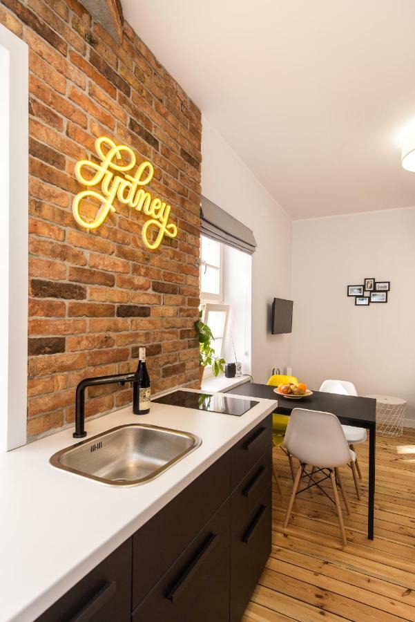 Bliss Apartments Sydney Познан Екстериор снимка
